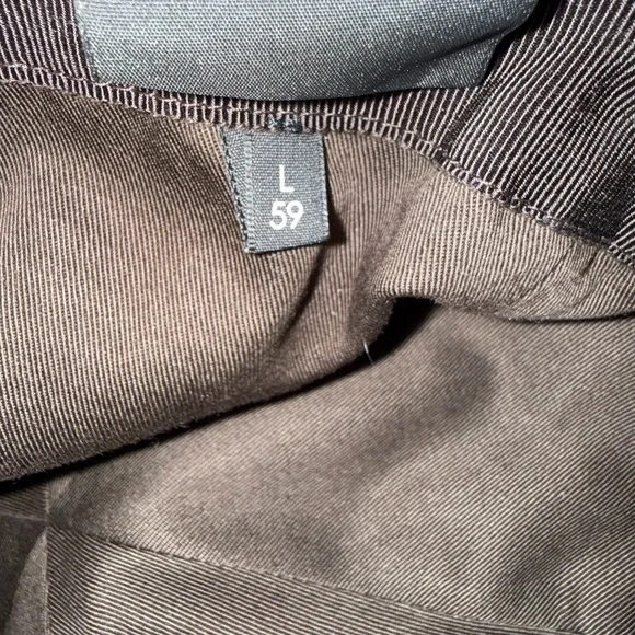 Gucci Tan Monogram Cap with Green and Red Stripes - Picture 4 of 7